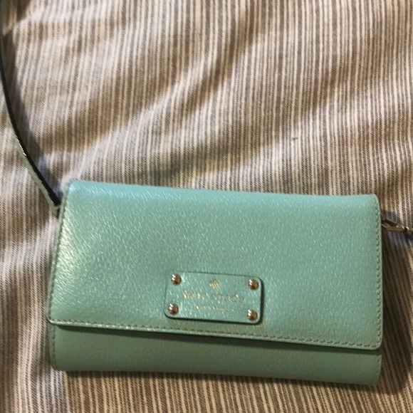 kate spade Handbags - SOLD Kate spade crossbody
